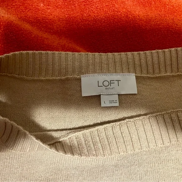 Loft Beige Dog Print Women's Sweater - Picture 2 of 3